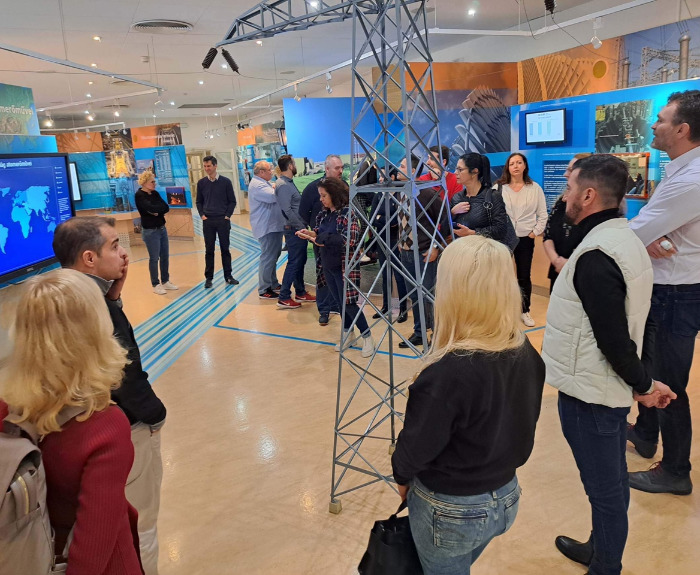 Egy atom jó délelőtt