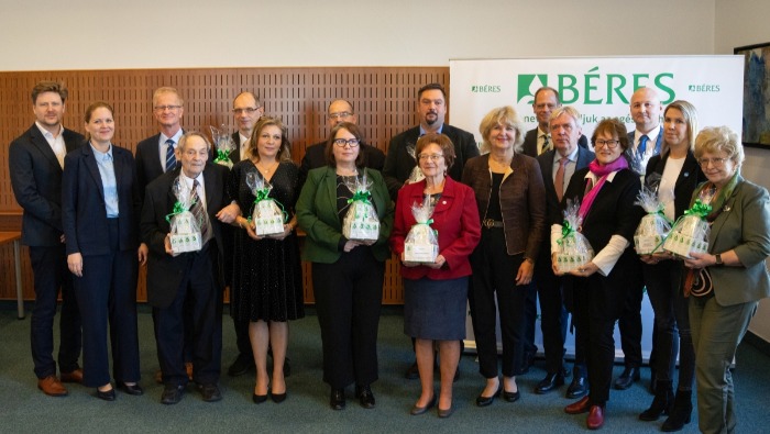 Tizenkét szervezetet támogat a Béres Alapítvány