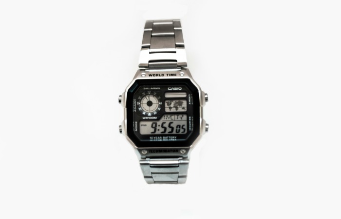  Luxus helyett Casio: alig 20 ezer forint, mégis ez lett Thaiföld új politikai státuszszimbóluma