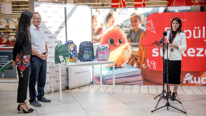 Kezdetét vette a tanszervásár az Auchanban