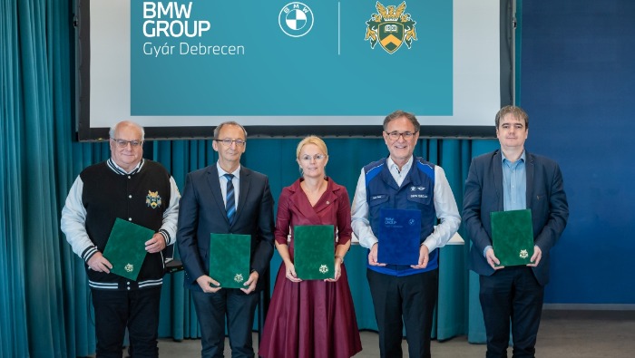 Új együttműködések a BMW és a Debreceni Egyetem között