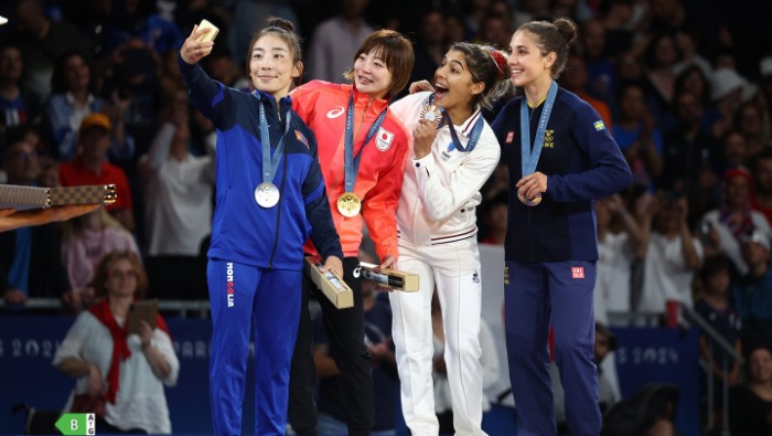 Exkluzív Galaxy Z Flip7 Olympic Edition modell lesz az olimpikonok társa