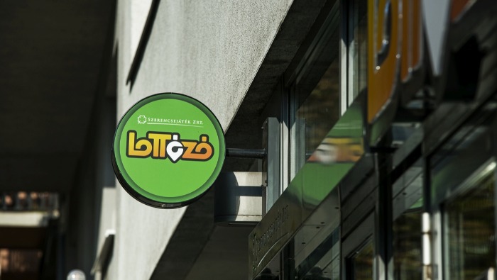 Közel 1,1 millió forint gyűlt össze a siket és nagyot-hallók megsegítésére