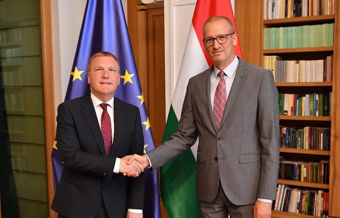 A közmédia átvilágítása elindult, de a hírszolgáltatás nem áll le