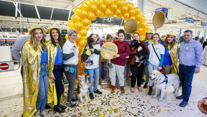 Félmillió forint sorsa múlt a szegedi Tesco vásárlóján