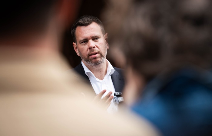 Nyílt levélben fordult az MRSZ Vitézy Dávidhoz az új plakáttörvény miatt