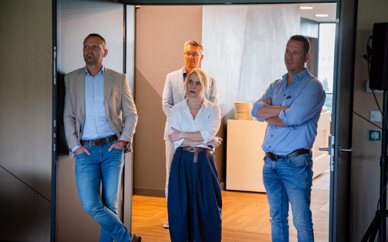 20250828_dl_skybox_low_-040_54751165580_o